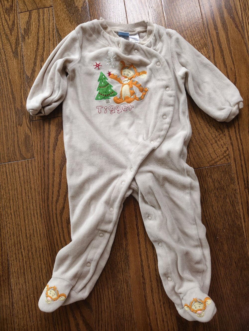 Disney chrismas Winnie the Pooh Tigger Footed Onesie